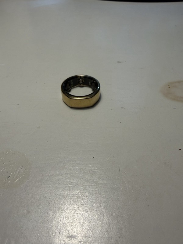 Oura Ring 3 horizon gold Size 9 Black Charging Dock w/ USB Cable for Oura Ring