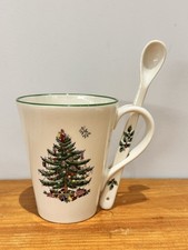 Spode Christmas Tree Becher und Löffel Set