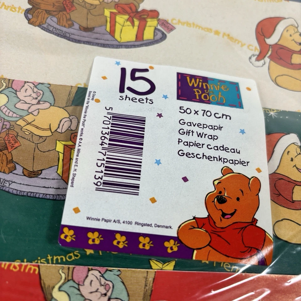 Vintage 1990s Disney Winnie The Pooh Christmas Gift Wrap Wrapping Paper - Image 2 of 4