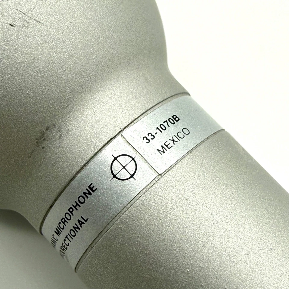 Vintage Realistic / Shure Onmidirectional Dynamic Microphone 33-1070B - Image 2 of 4