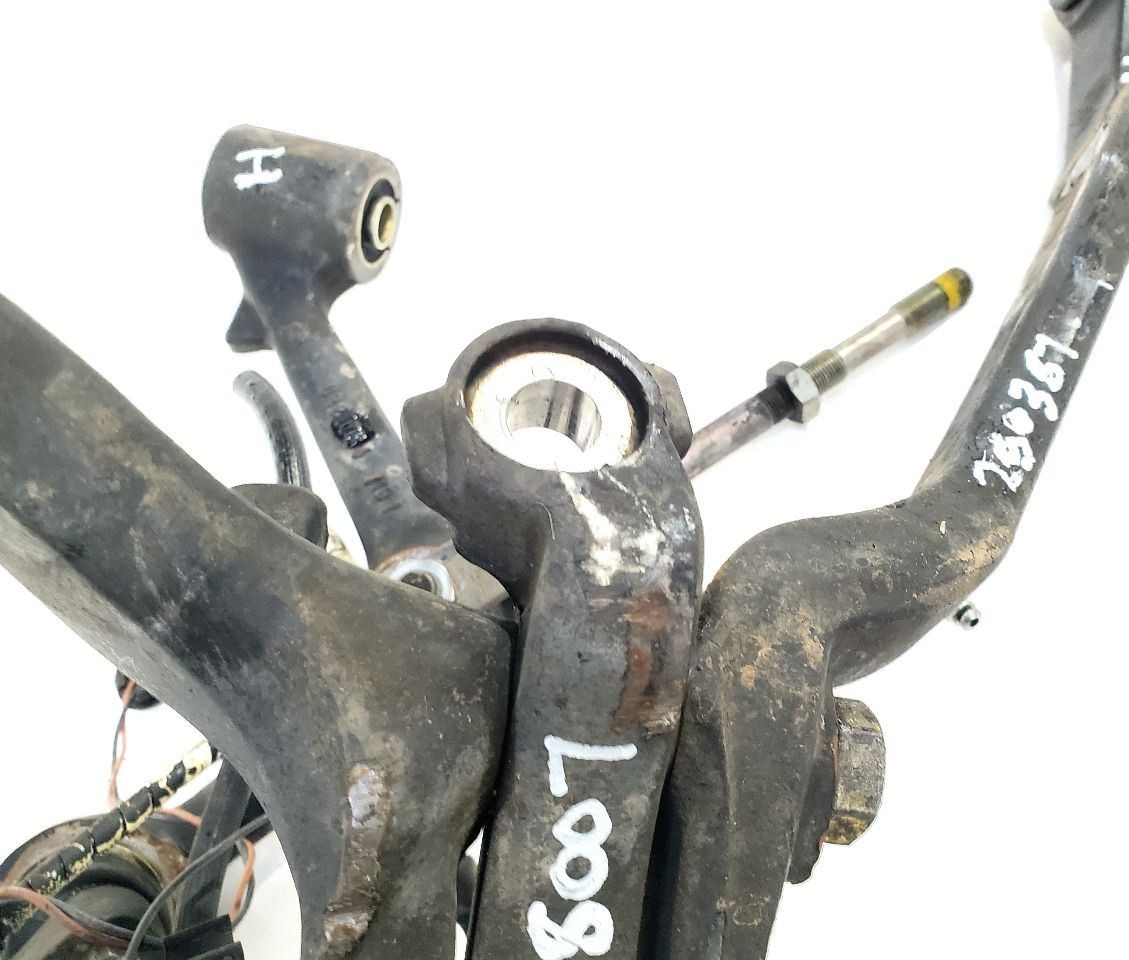 Bentley Turbo R 1991 Front Right Steering knuckle