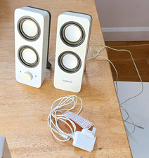 Logitech X230 2.0 Wired Computer Speakers 3.5mm Volume Control White UK Plug