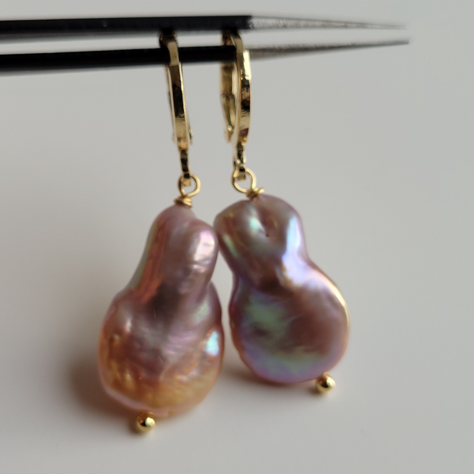 Boucles d'oreilles perles de culture d'eau douce anti-allergie pour lobes sensibles