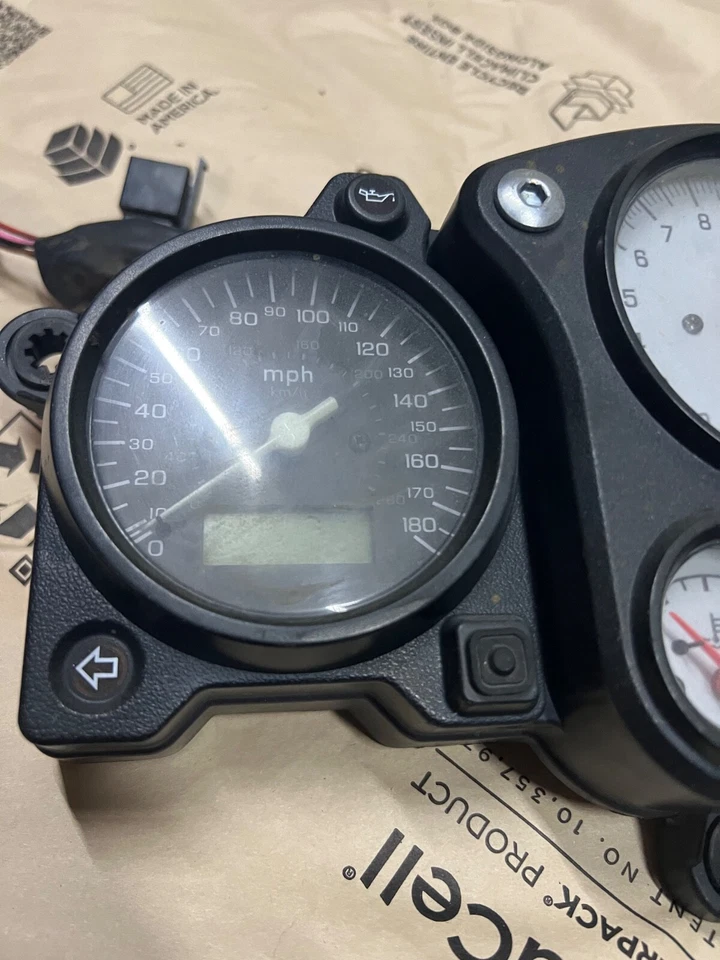 Honda Super Hawk 1000 1998 velocímetro Foto 2 de 4