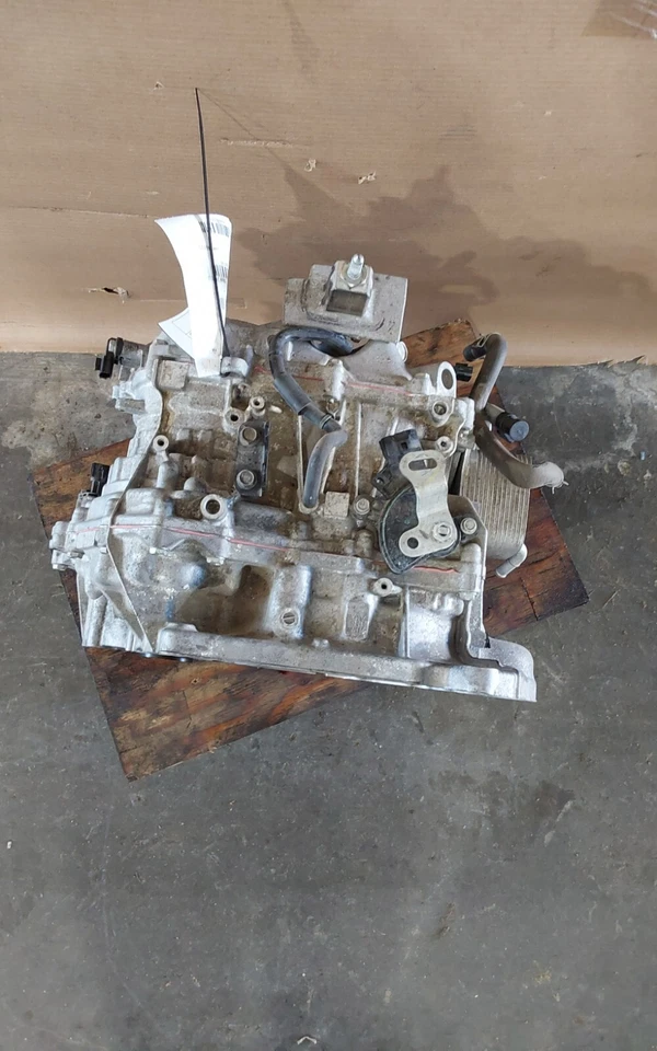 Nissan Sentra 2015 transmisión automática OEM Foto 3 de 4