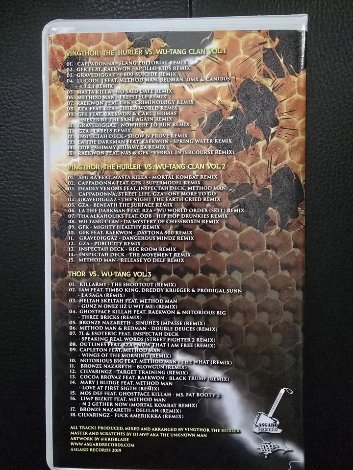 Wu Tang Clan Anniversary Edition Rare Cassetten  - Bild 2 von 4