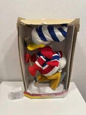 Santa's Best Disney Mickey Mouse Holiday Animation Donald Duck Hockey With Box