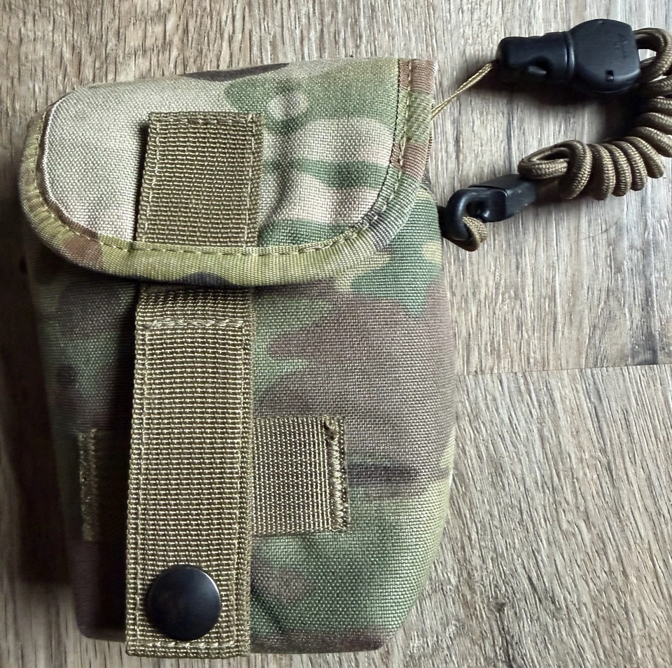 Leica Rangefiner with Marsupial Holder - Image 3 of 4