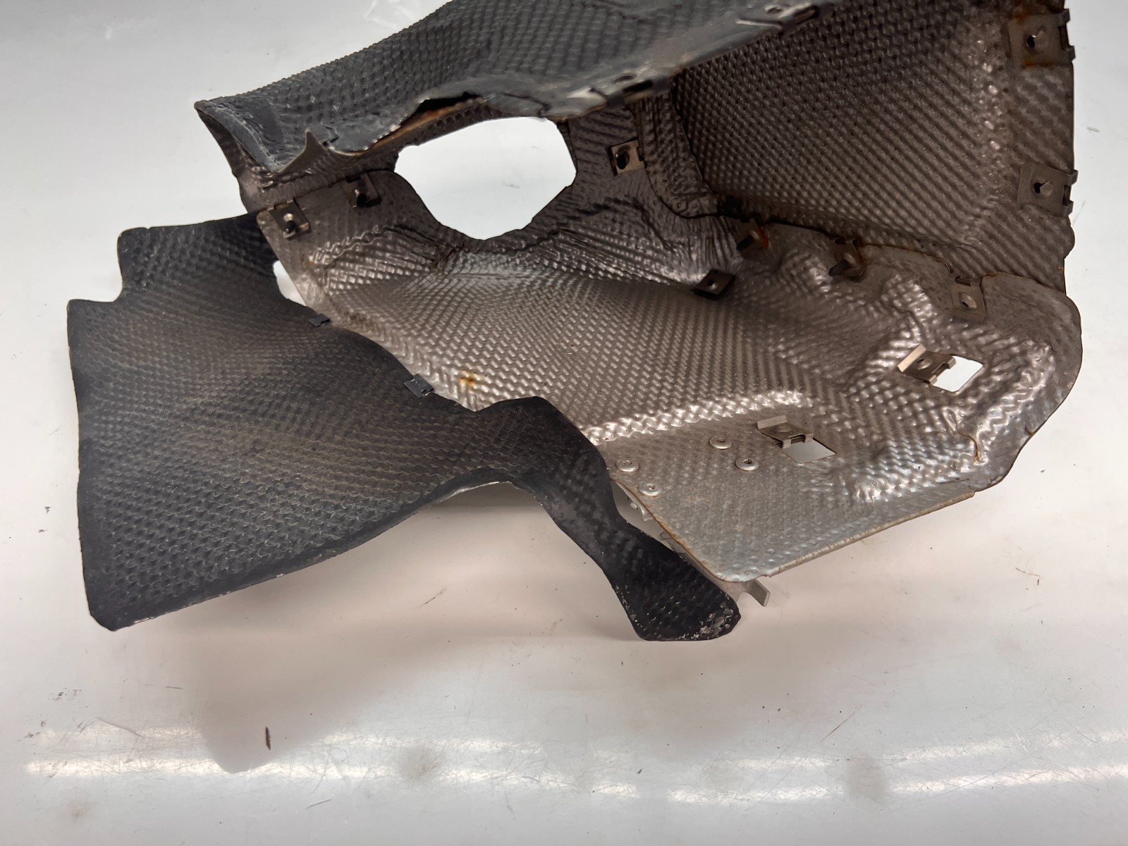 LAMBORGHINI HURACAN REAR LEFT & RIGHT HEAT SHIELD OEM 4T0825645D 4T0825716B