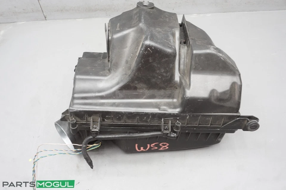 2015-2018 Volvo V60 S60 2.0L Air Intake Cleaner Filter Box Housing 31319684 OEM - Image 2 of 4