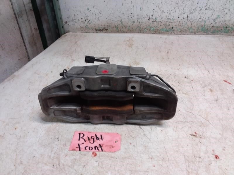 2023 MASERATI GRECALE Passenger Right Side Front Brake Caliper OEM with Bracket 