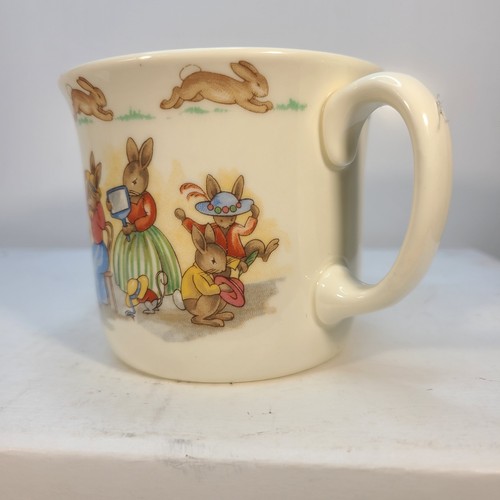 Royal Doulton Bunnykins Cofano pasquale per bambini 2 manici tazza osso Cina alto 3" - Foto 2 di 6