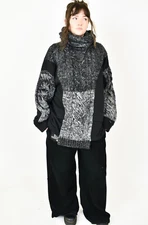 CRAZY H4 knitted relazed fit jumper with adjustable toggles, sz XL/XXL CLEARANCE