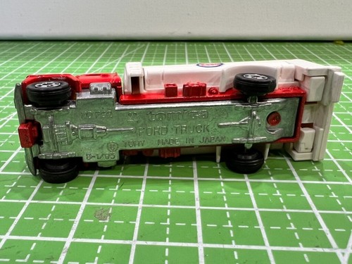 Tomica Tomy 1970's Ford Esso Fuel Tanker Truck - 1:95 Scale made In Japan HTF - Picture 8 of 8