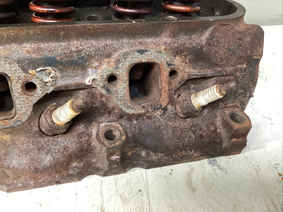 Ford E-Series 302 1974 juego de culata D3ue-aa - fecha 4C8 / 4C8 Foto 4 de 4