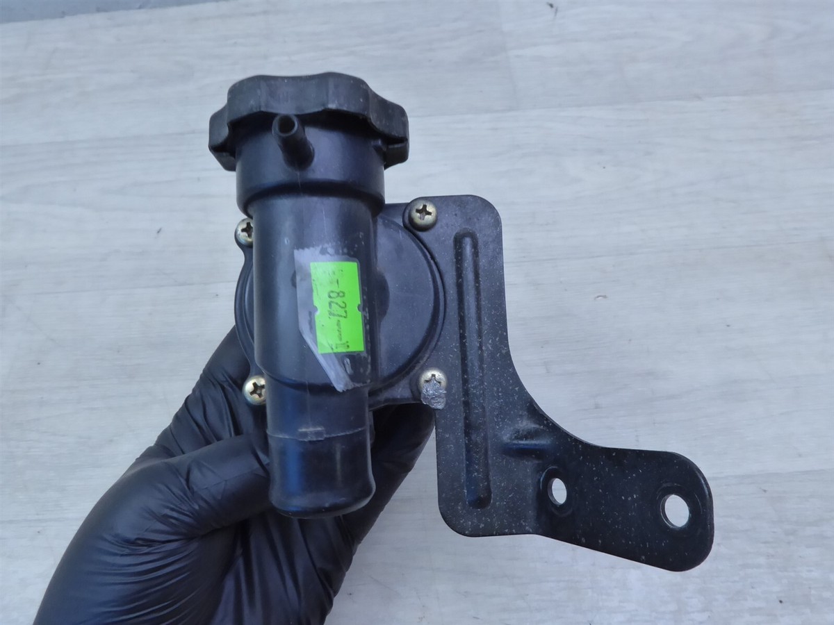 アクセサリー Z1200 2002 Kawasaki ZX1200 ZZR1200C K827) thermostat housing fill