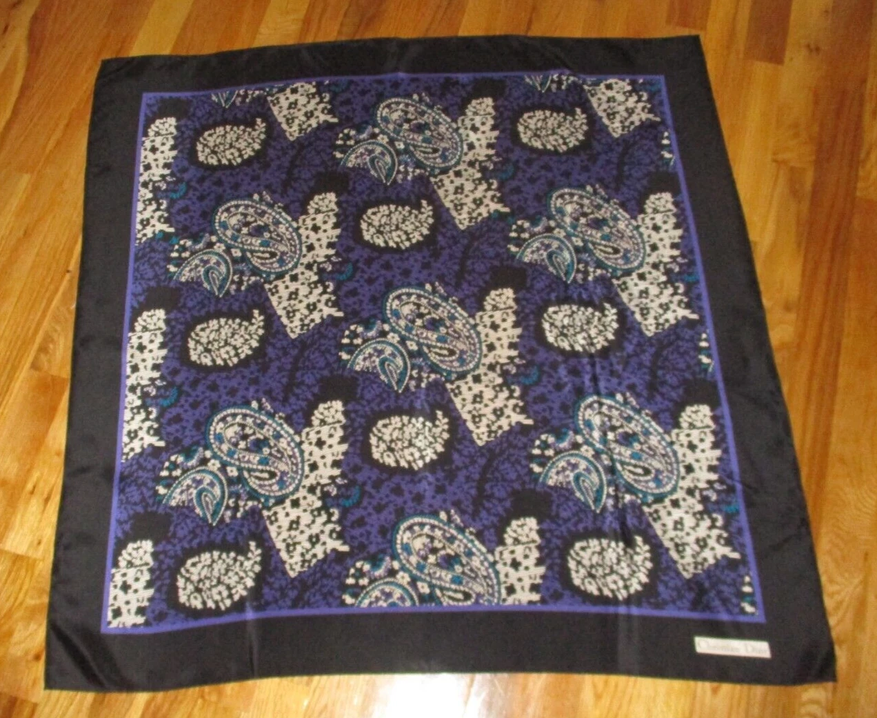 Écharpe carrée Christian Dior noir bleu Paisley 100 % soie 34