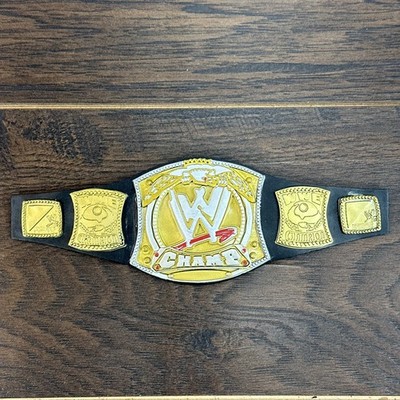 2012 DECOPAC Accessory WWE Champion Belt 8  Long Wrestler Figure Accessory