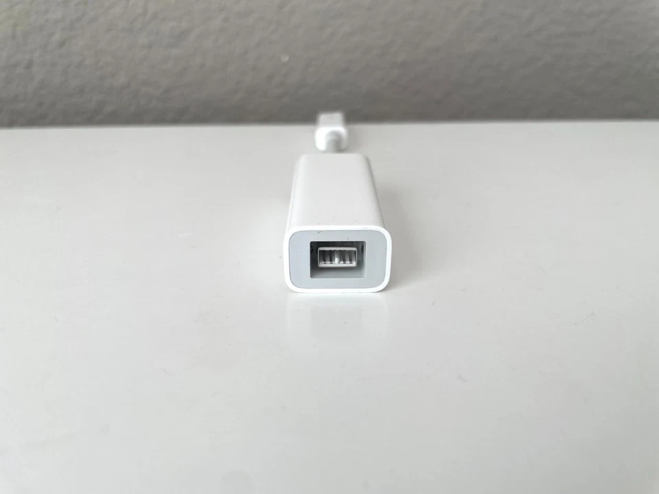 Apple A1463 Thunderbolt 2 to FireWire 800 Adapter - MD464LL/A EMC2591 - Image 4 of 4