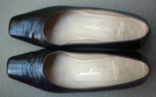 Salvatore Ferragamo Boutique, Black Leather Pumps Size 8 B
