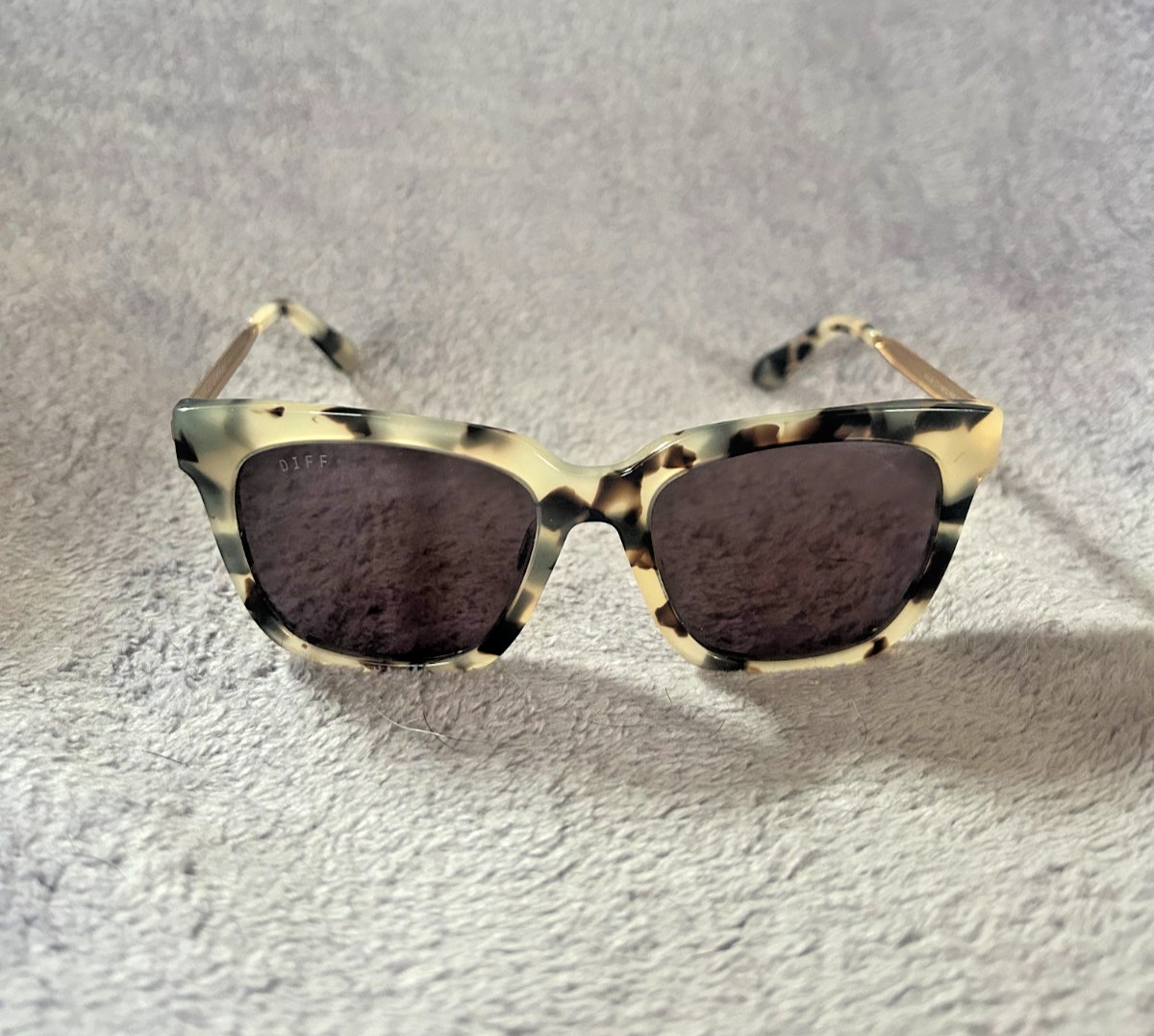 DIFF EYEWEAR BELLA  SQUARE POLARIZED SUNGLASSES B… - image 1