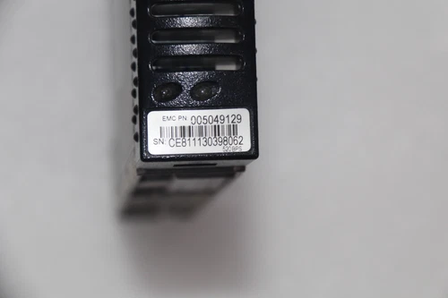 EMC CX-FC04-400 005049129 005048999 400G SSD 3.5" FC CX4 Hard Drive - Picture 2 of 2