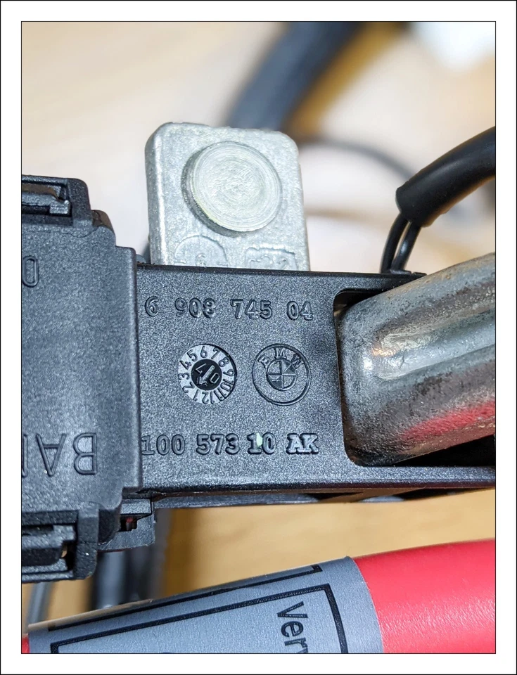 ✅ BMW 750i 2007 maletero trasero batería terminal positivo 6904905 OEM Foto 3 de 4