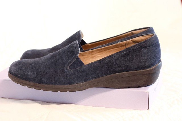 navy blue dress sandals wide width