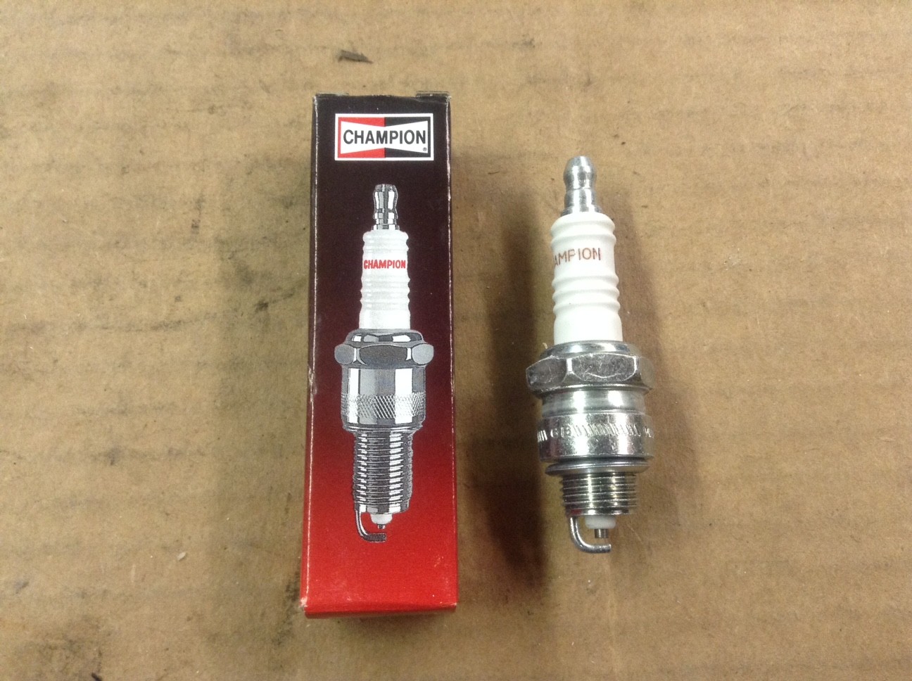 New Champion RJ18YC Spark Plug - QTY 2