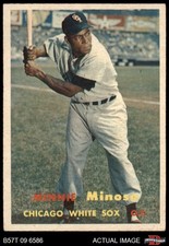 1957 Topps #138 Minnie Minoso White Sox HOF 4.5 - VG/EX+