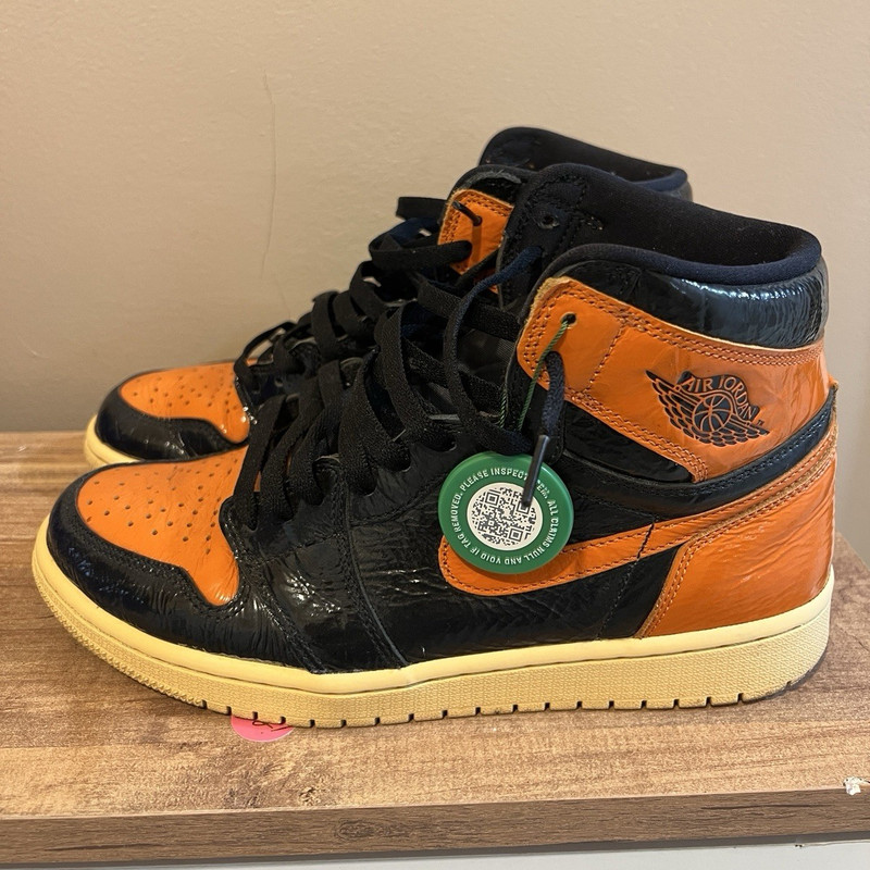 Jordan Air Jordan 1 Men’s High Top Lace-Up Athletic Sneakers Black/Orange