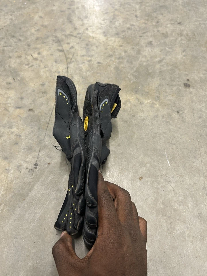 Vibram FiveFingers Signa Black Yellow Shoes 13W0201 Women's Size 41 EUR - Image 2 of 4