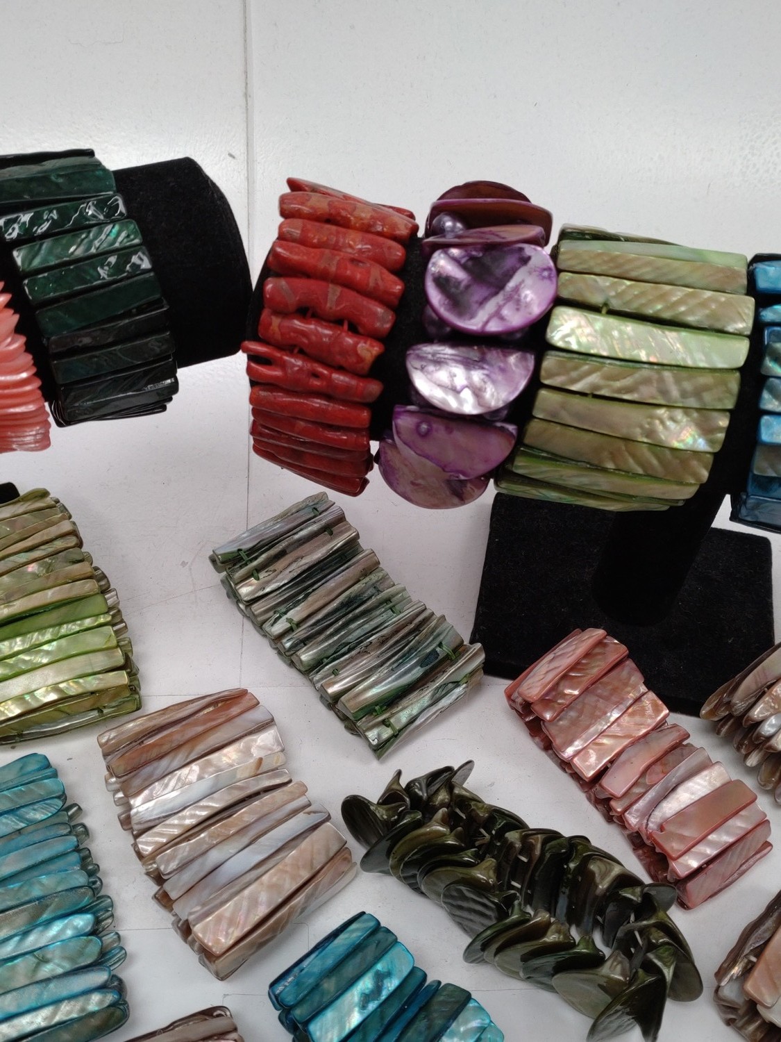 Large Bundle Shell Stretch Bracelets Job Lot 36 B… - image 11