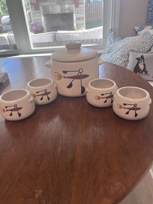 Vintage Mid Century WEST BEND USA Stoneware Bean Pot W/ 4 Matching Individuals