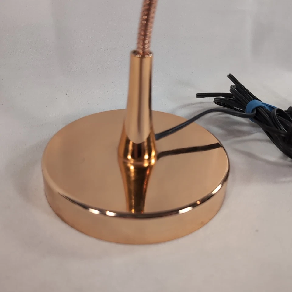 IKEA Jansjo Lámpara Flexible Cuello de Ganso Cobre Rosa Oro Luz de Escritorio LED Hobby Rosa Foto 2 de 4