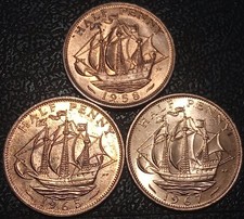 **Ch. UNC** 1948, 1965, 1967 UK Great Britain Half Pennies, Bronze Coins km#896