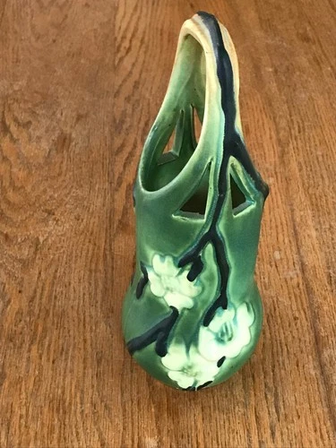 Roseville  Vintage 1920s  Smooth Dogwood  Art Deco Pottery  Basket Vase RARE