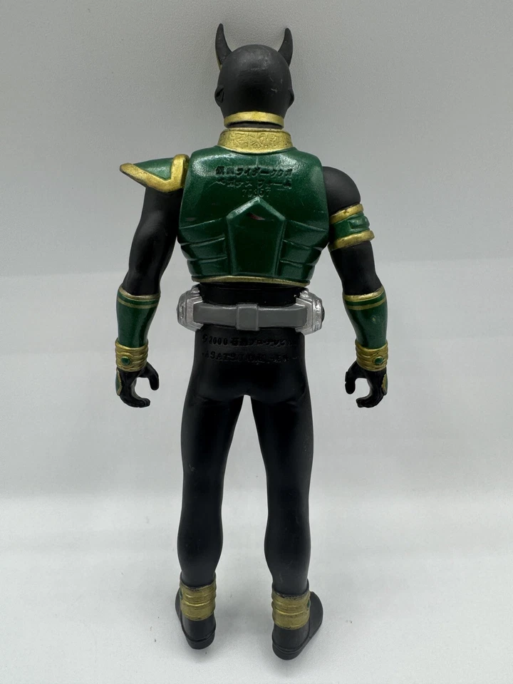 Figura de héroe Kamen Rider Kuuga Pegasus Form 2000 juguete japonés Bandai 6 Foto 2 de 2