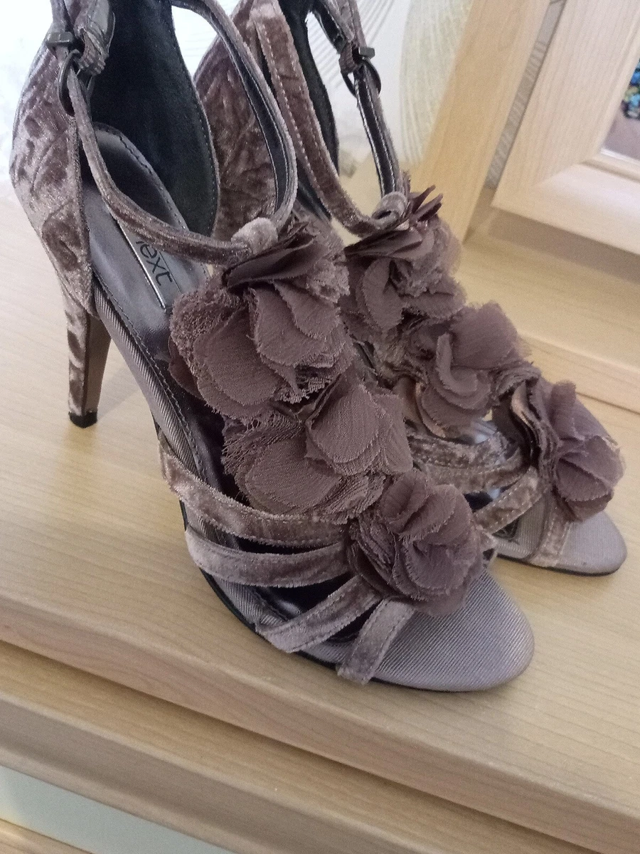 Ladies pink shoes size 6 sale