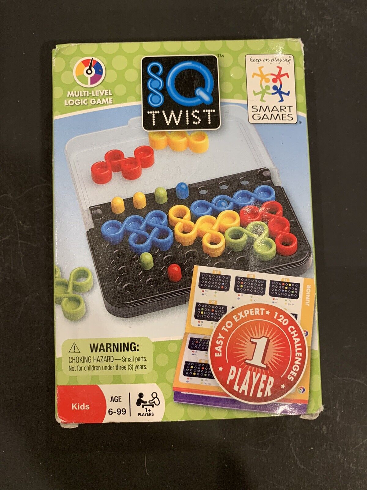  SmartGames IQ Twist, a Travel Game for Kids and Adults, a  Cognitive Skill-Building Brain Game - Brain Teaser for Ages 6 & Up, 120  Challenges in Travel-Friendly Case : Video Games