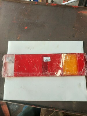 Bowers Rear Tail Light Lens Pair For DAF 65/75/85/95, Heuliez, Irisbus - Part 9988013