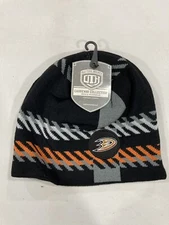Anaheim Ducks Hockey Team Logo NHL Causeway Collection Knit Beanie NWT