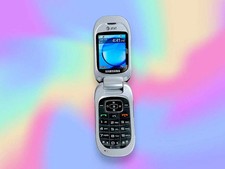 Vintage Y2K Samsung Mobile Flip phone.Works 