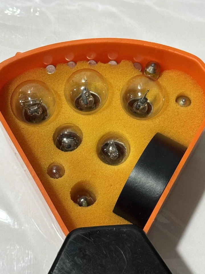 Vintage Toyota Driver Kit / Emergency OEM & JDM Accessory / Made in Japan - Image 3 of 4