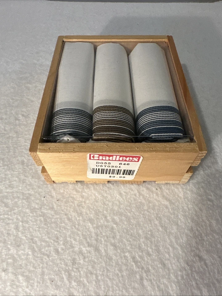 Vintage New Handkerchiefs Set of 3 With Wood GIFT BOX From Bradlees - Image 2 of 4