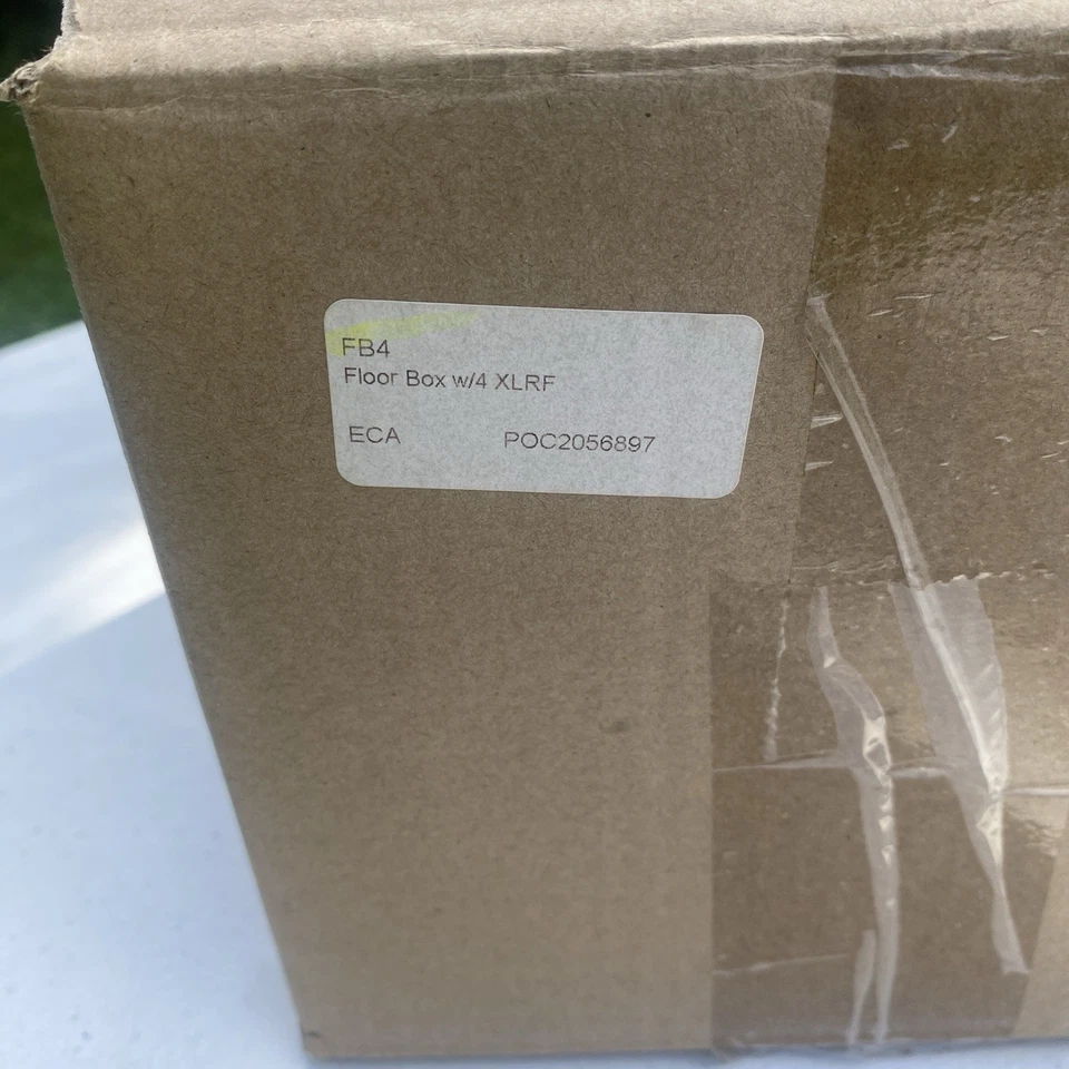 Recessed Audio Stage Floor Pocket Box w/4 -XLR Female Mic Connectors Elite Core  - Image 3 of 4