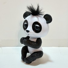 WowWee Fingerlings Black And White Glitter Baby Panda 4 Inches Tall Tested Works