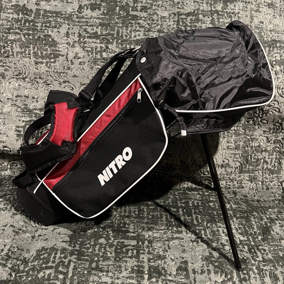 Nitro Blaster RH Junior Golf Club Set Driver Iron Putter Dual Shoulder Carry Bag - Image 2 of 4