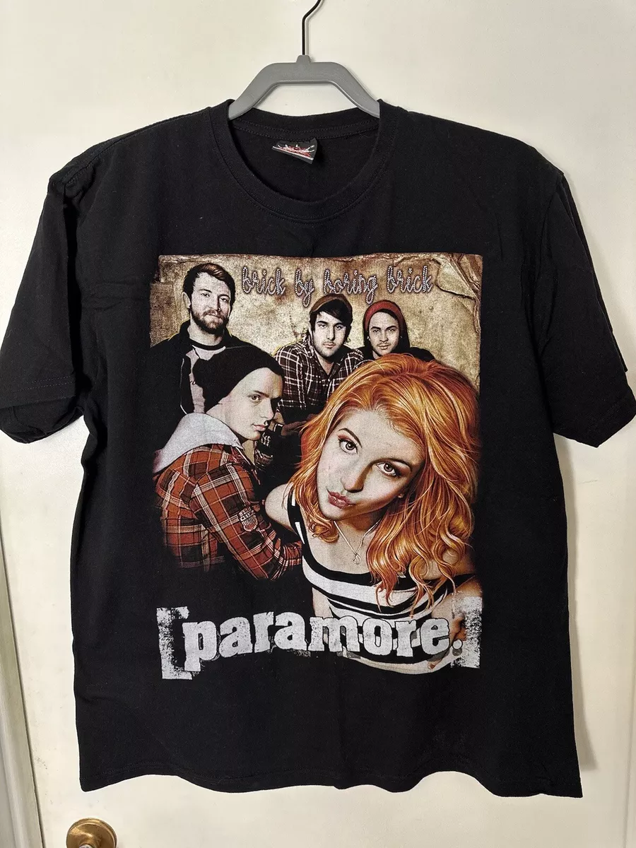 Paramore Band T Shirt Size L Brick By Boring Brick Hot Rock Hayley Williams  Pop