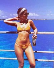 BEAUTIFUL MARREN MORRIS 8X10 Photo